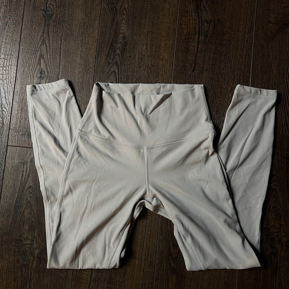 Lululemon double lined light grey/purple legging
